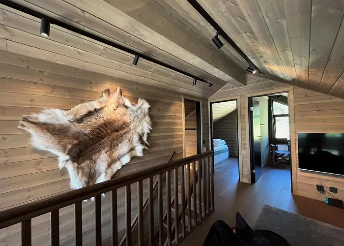 Skarvruet Lodge Funaesdalen
