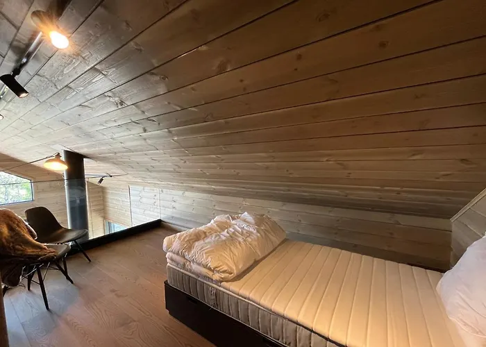 Skarvruet Lodge Funaesdalen